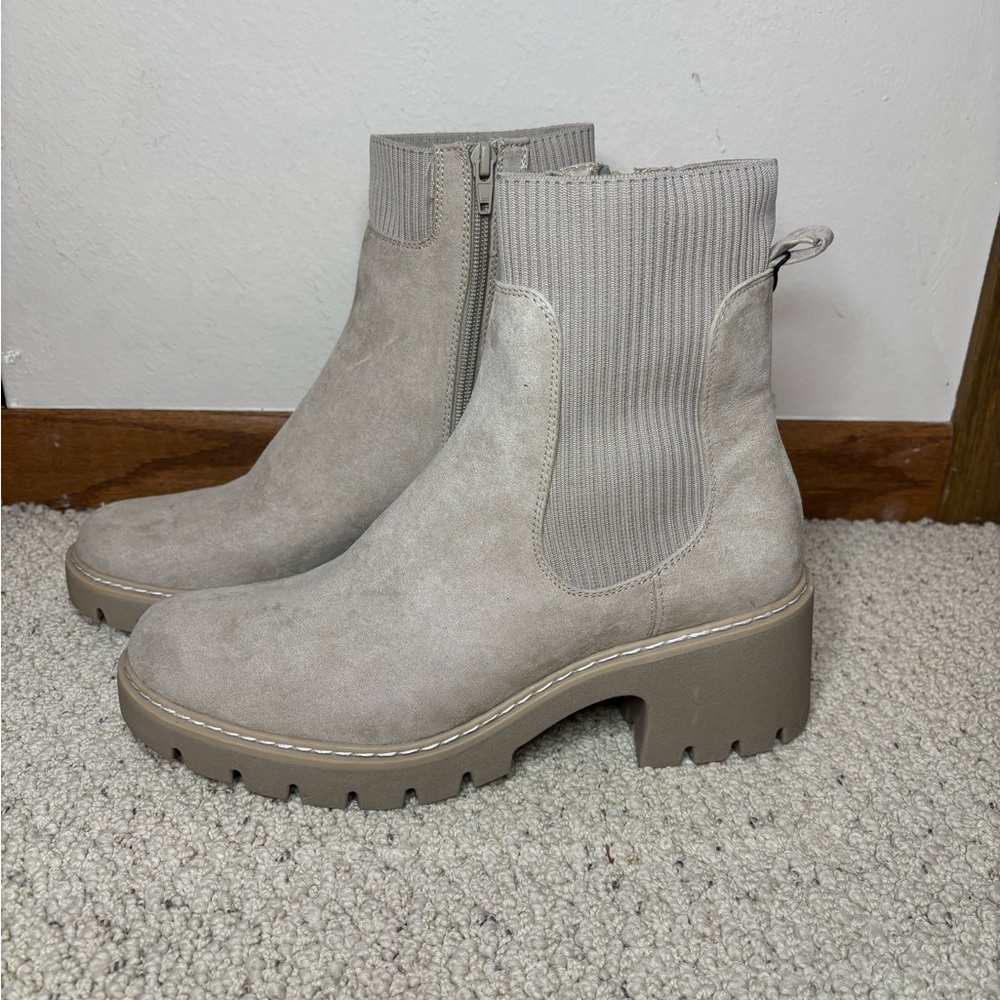 Brand New Women’s Taupe Chunky Chelsea Boot - Platform Ankle Boot